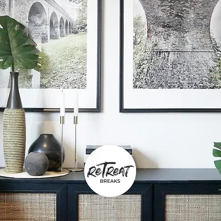 Retreat Breaks - 3 Bedroom Penthouse - Holbeck Leeds Апартаменти